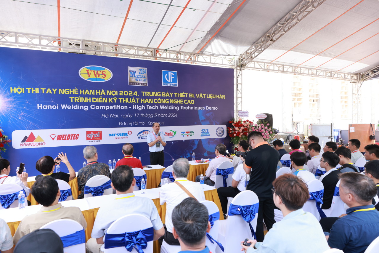 e4ad1f3b05ff919d51e6ede2b45bf28d.jpg e4ad1f3b05ff919d51e6ede2b45bf28d.jpg